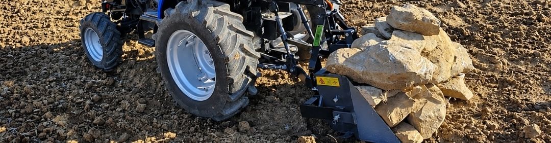 Le migliori Palette caricaterra ribaltabili per trattore BlackStone in offerta su AgriEuro