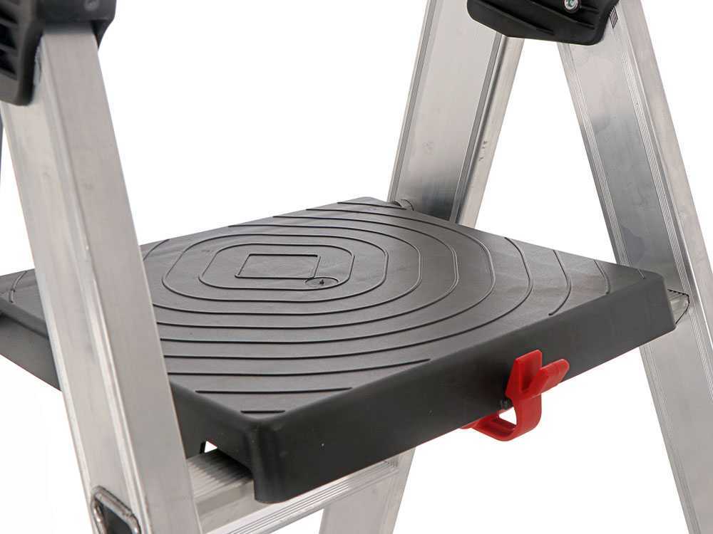 Scaletta Pieghevole A 4 Gradini BAOYOUNI - In Alluminio, Antiscivolo, Portata 135kg