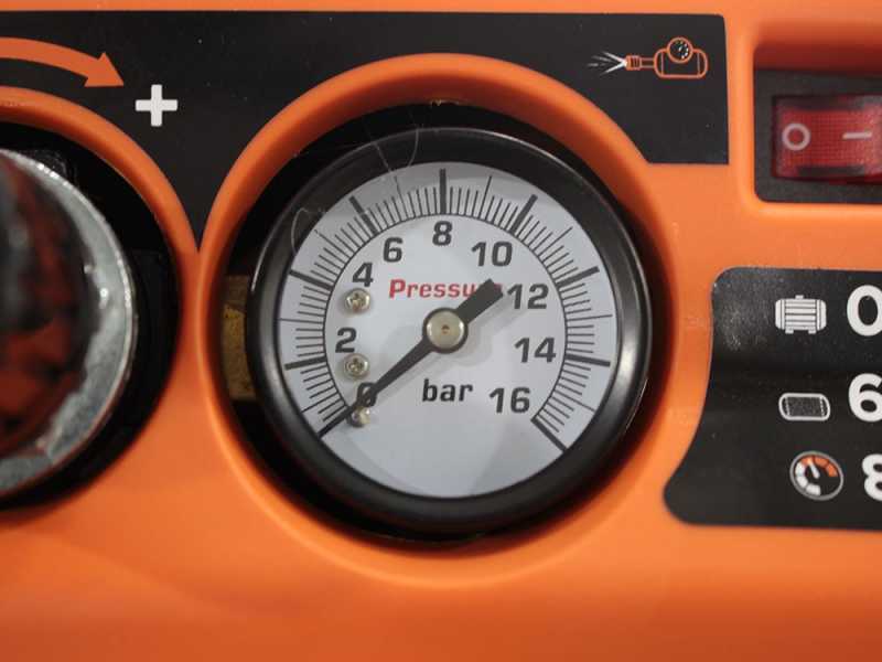 Black &amp; Decker BD 55/6 - Compressore aria elettrico portatile monofase, oil-less - Motore 0.5 HP - 6 lt 