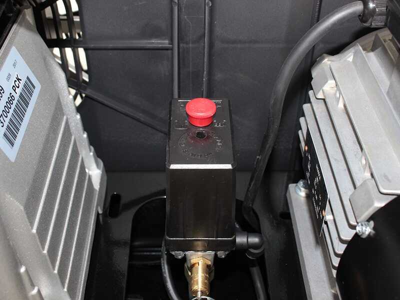 Stanley Fatmax B 400/10/100 -Compressore aria elettrico monofase a cinghia - Motore 3 HP - 100 lt