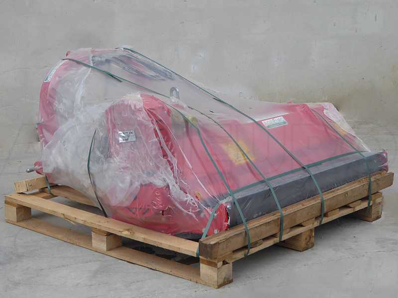 Trincia argini laterale per trattore Fu Special 112 M - Serie medio-leggera