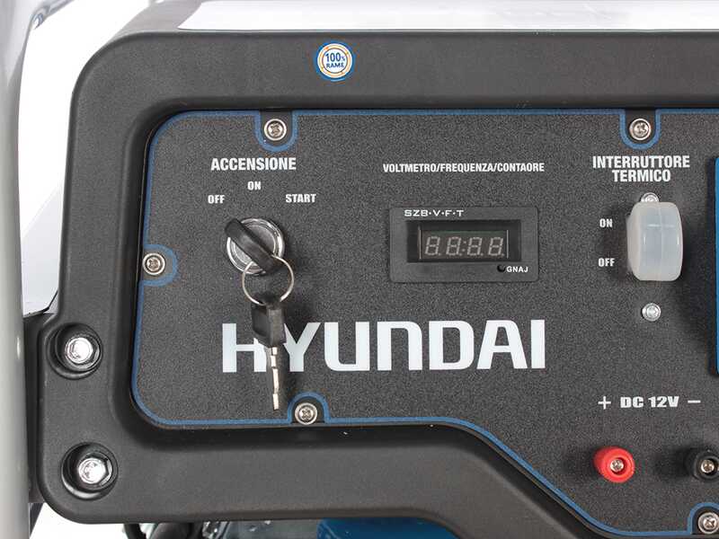 Hyundai Dynamic HY5500E - Generatore di corrente carrellato con AVR 5.8 kW - Continua 5.5 kW Monofase