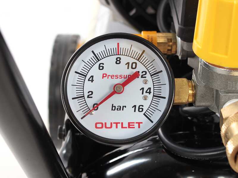 Stanley Sil Air 244/24  - Compressore aria elettrico monofase silenziato, oil-less - Motore 1.5 HP - 24 lt