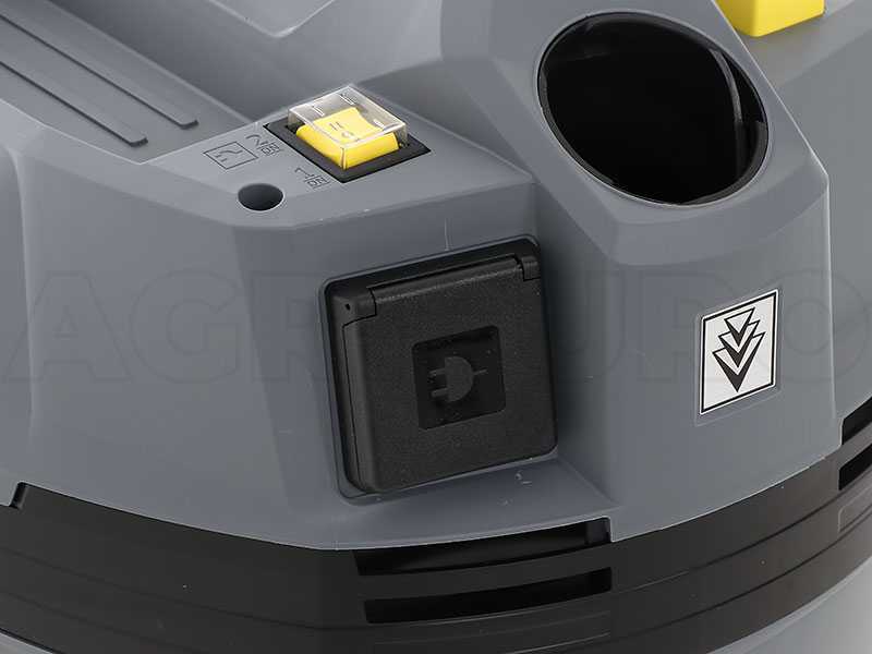 Karcher Pro NT 22/1 Ap Te L - Aspiratore solidi/liquidi - vano raccolta 22 lt, 1300W