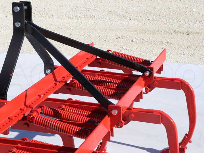 Tiller a molle serie leggera AgriEuro CML7 &ndash; Erpice coltivatore Estirpatore 7 Vomeri a freccia
