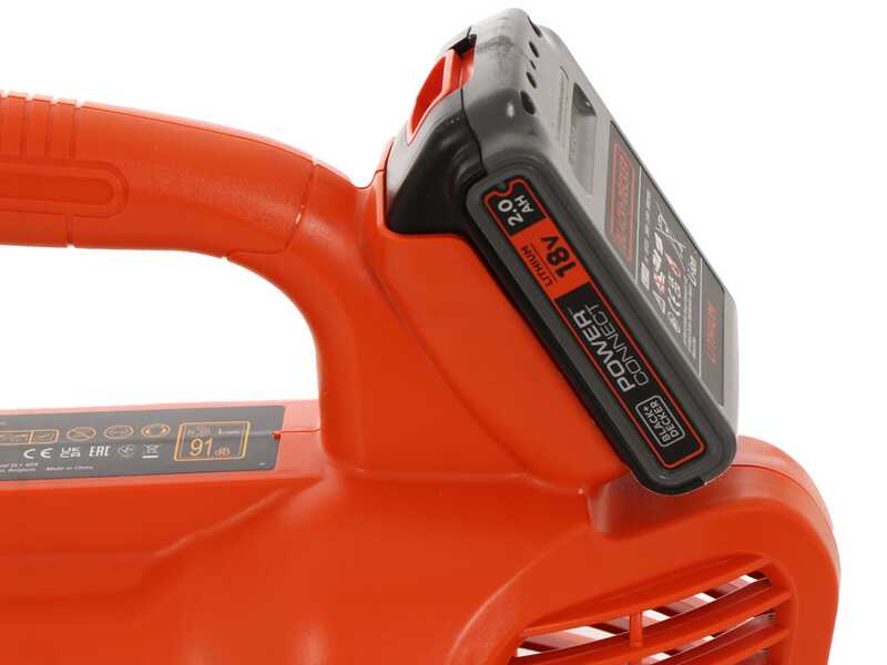 Black &amp; Decker BCBL200L-QW - Soffiatore a batteria 18V 2Ah + in omaggio batteria 18V 2Ah