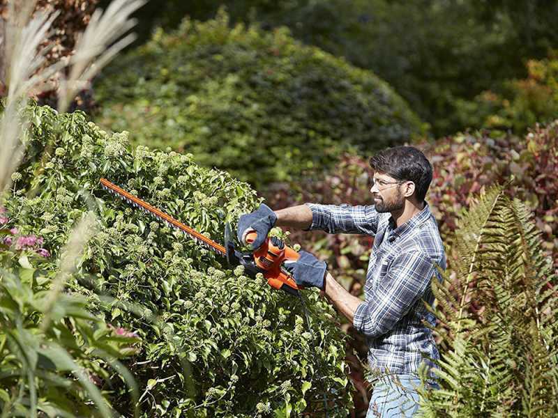 Black &amp; Decker BEHT251-QS - Tagliasiepi elettrico con lama da 50 cm - 450W
