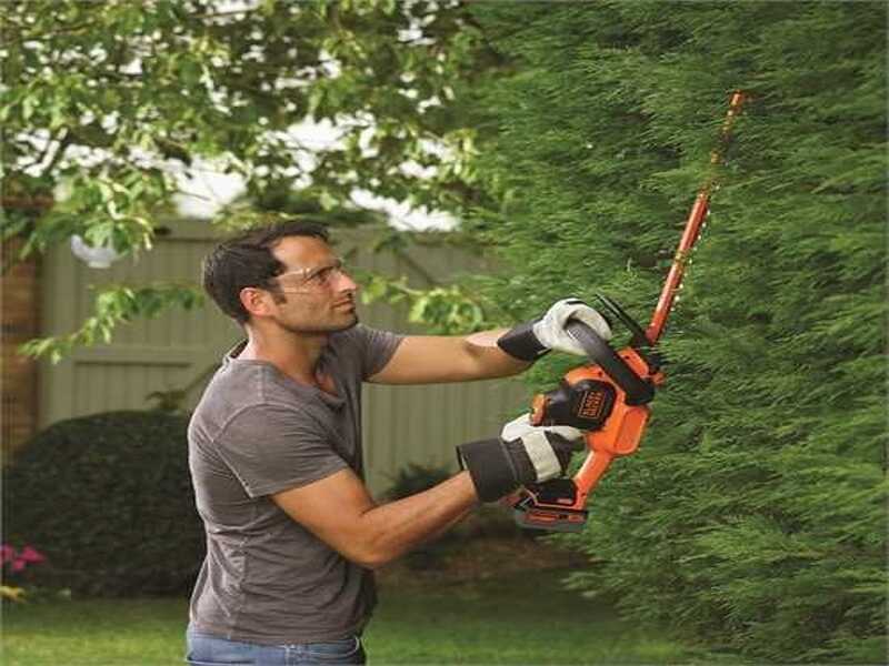Black &amp; Decker GTC18504PC-QW - Tagliasiepi a batteria 18V 4Ah + in omaggio batteria 18V 2Ah - Lama da 50 cm