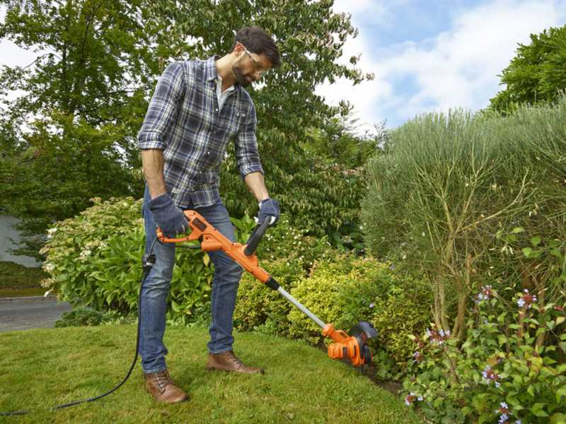 Black &amp; Decker BESTA525-QS - Tagliabordi elettrico - 450 W