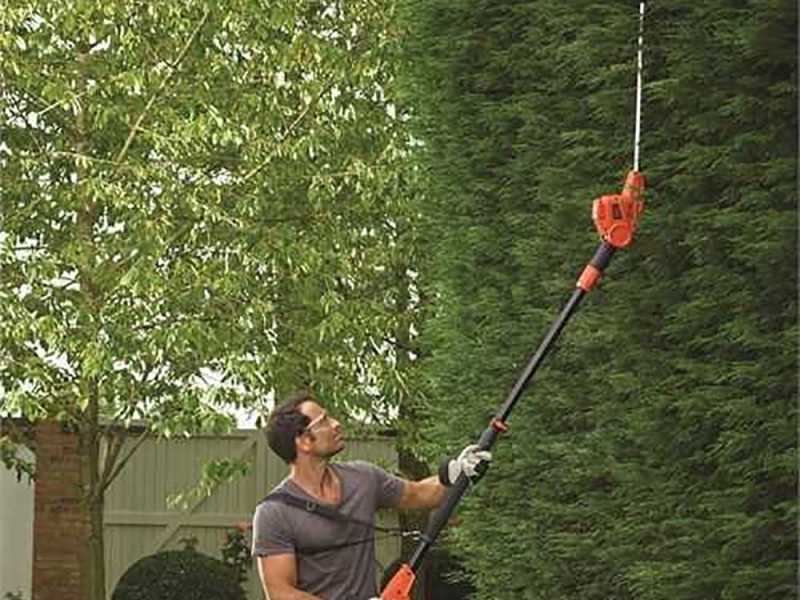 Black &amp; Decker PH5551-QS - Tagliasiepi elettrico su asta di prolunga telescopica orientabile - Lama da 51 cm