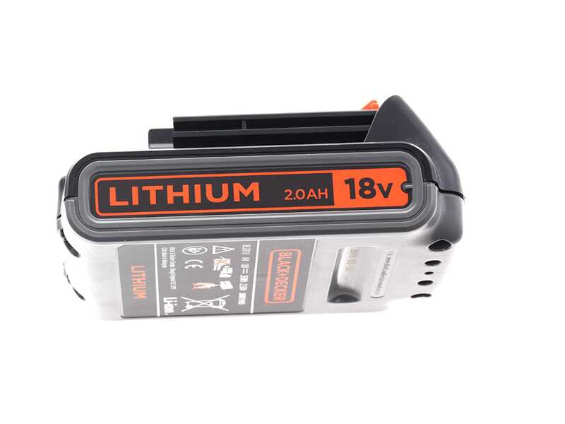 Tagliasiepi su asta di prolunga e a mano Black &amp; decker BCASK81D-QW a batteria 2 in 1 - lama da 45 cm