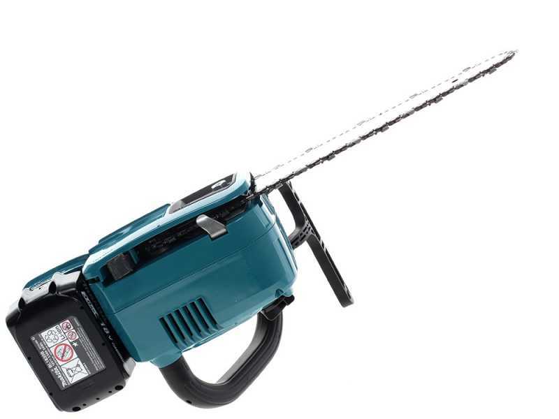 Makita DUC254C - Elettrosega a batteria 18V 3Ah - Barra Carving da 25cm