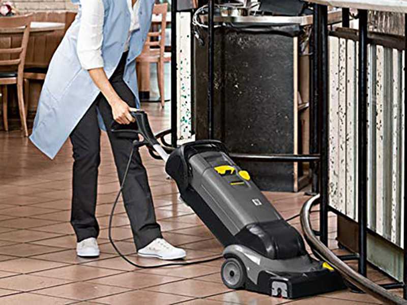 Karcher Pro BR 30/4 C - Lavapavimenti 3 in 1: lava, asciuga e aspira - 820W
