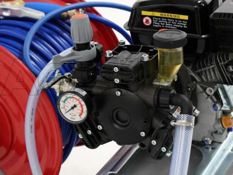 Pompa irrorazione a scoppio carrellata Comet APS 41 motore benzina Loncin 5,5 HP