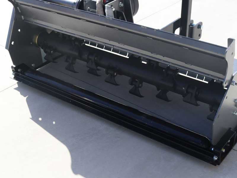 BlackStone BM150 - Trinciasermenti per trattore - Serie medio-leggera