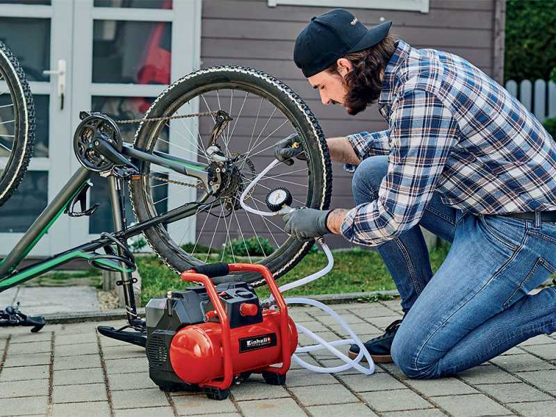 Einhell TE-AC 36 6 8 Li OF Set - Compressore aria a batteria oilless - 4Ah 2X18V