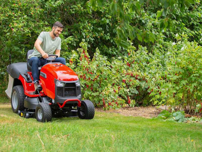 Trattorino tosaerba Snapper RPX310 - Briggs&amp;Stratton 724cc - cesto di raccolta - mulching
