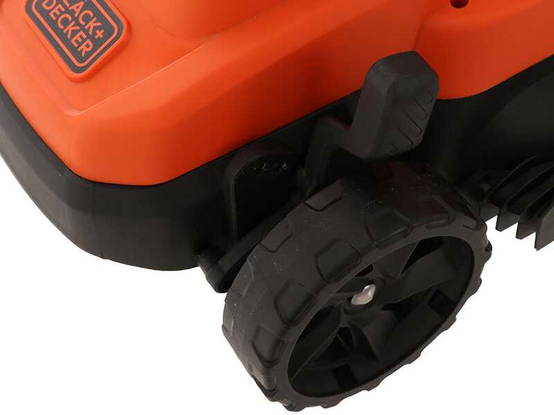 Black &amp; Decker BCMW33184L2-QW - Tagliaerba a batteria 2x18V/4Ah + in omaggio batteria 18V 2Ah - Taglio 33 cm
