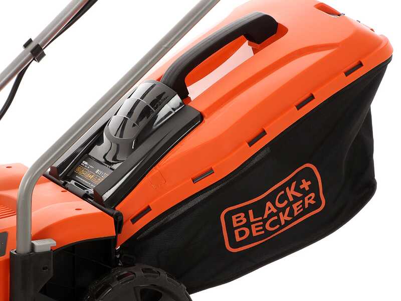 Black &amp; Decker BCMW33184L2-QW - Tagliaerba a batteria 2x18V/4Ah + in omaggio batteria 18V 2Ah - Taglio 33 cm