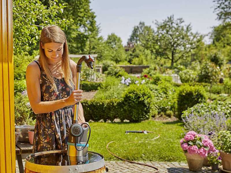 Gardena 4700/2 Inox - Pompa sommersa per acque chiare - 550W