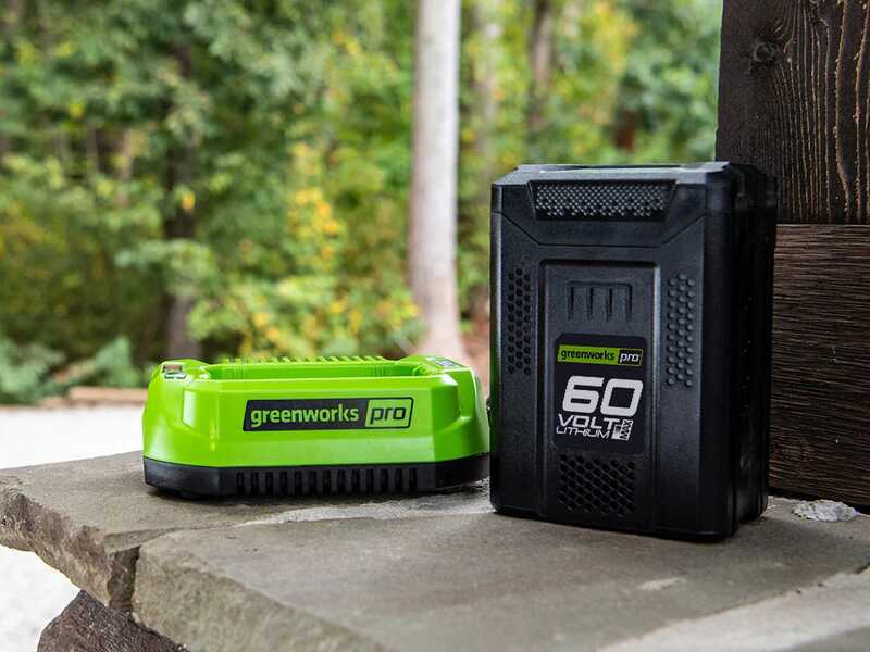 Starter kit Greenworks Batteria 60V 2Ah  + Caricabatterie