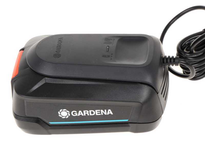 Tagliasiepi a batteria al litio Gardena ComfortCut P4A 50/18V-2Ah , lama 50 cm - Aperture a denti 20mm