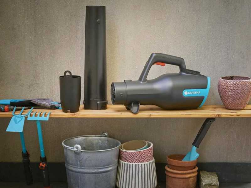 Gardena PowerJet 18V P4A - Soffiatore per foglie a batteria 18V 2.5Ah