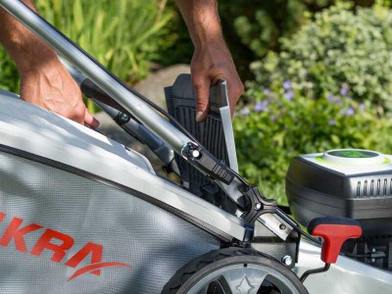 Ikra IAM 40-4625 S - Tagliaerba semovente a batteria - 40V/2,5Ah - Taglio 46 cm