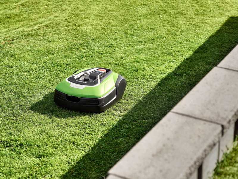 Greenworks OPTIMOW 15 GRL115 - Robot rasaerba - con cavo perimetrale