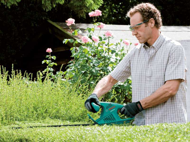 Bosch Easy HedgeCut 45 - Tagliasiepi elettrico con lama da 45 cm - 420W