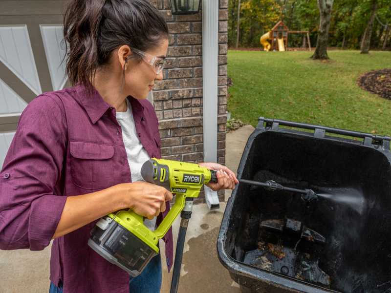 Ryobi RY18PW22A-0 EZClean - Pistola idropulitrice a batteria - 18V - SENZA BATTERIA E CARICABATTERIE