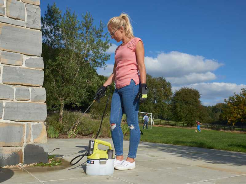 Ryobi OWS1880 - Nebulizzatore a batteria - 18V - 4Ah - serbatoio 3.5L