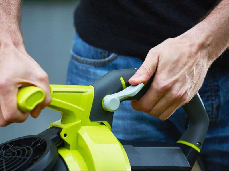 Ryobi RBV36B - Soffiatore aspiratore trituratore a batteria 36V 4Ah