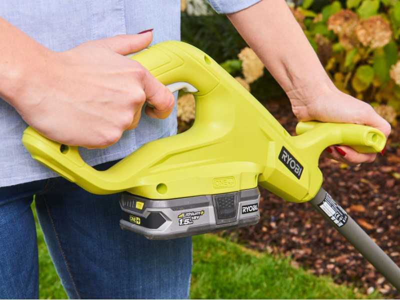 Ryobi OLT1825M - Tagliabordi a batteria 18V/4Ah - taglio da 25 cm
