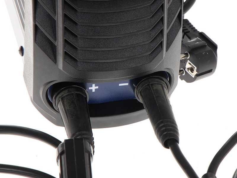 BullMach BM-WM 120N - Saldatrice inverter a elettrodo a corrente continua - 120A - con Kit MMA