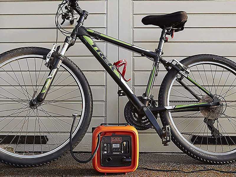 Black &amp; Decker ASI400-XJ - Compressore aria elettrico portatile monofase, oil-less - Max 11 bar
