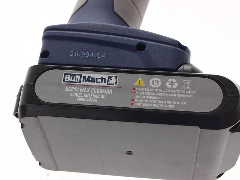 BullMach ARTEMIS 40 - Forbice elettrica da potatura -2x 21V 2Ah - Diametro di taglio 40mm