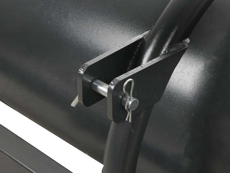 Blackstone B-LR 150 - Rullo per trattore compattatore, timone di traino + attacco a 3 punti