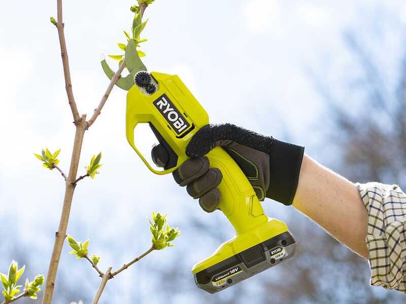 Ryobi RY18SCA-0 18V - Forbice elettrica da potatura - 18V 4Ah