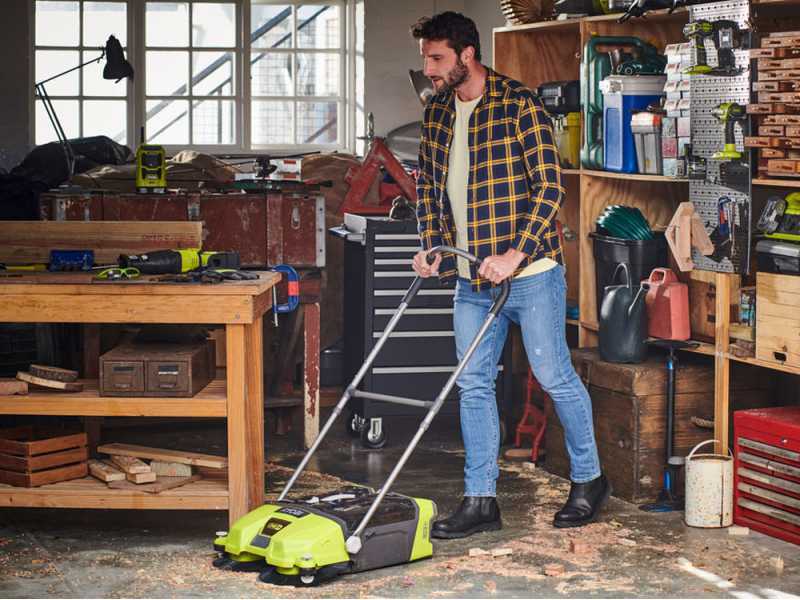 Ryobi R18SW3-0 - Spazzatrice a batteria con cesto di raccolta - SENZA BATTERIE E CARICABATTERIE