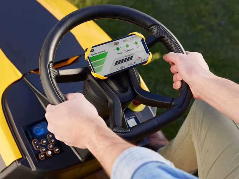 Stiga Estate 798e - Trattorino tagliaerba a batteria - Motore elettrico Stiga - cesto di raccolta