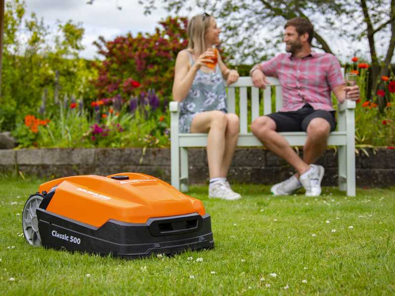 Yard Force Classic 500B - Robot rasaerba - Bluetooth integrato - Sensori anticollisione