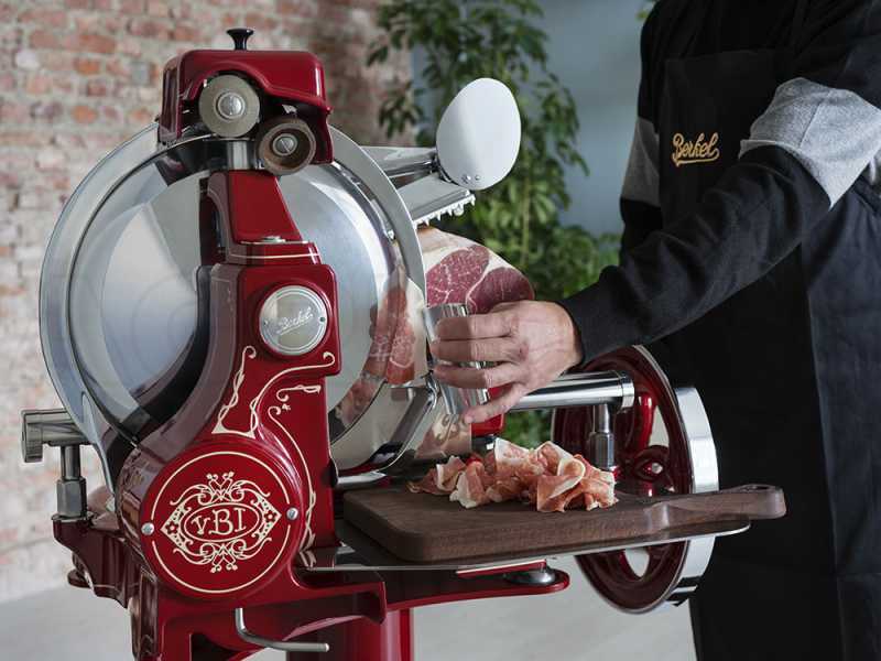 Berkel B114 - Affettatrice a volano - Lama in acciaio al cromo da 320 mm - Rossa