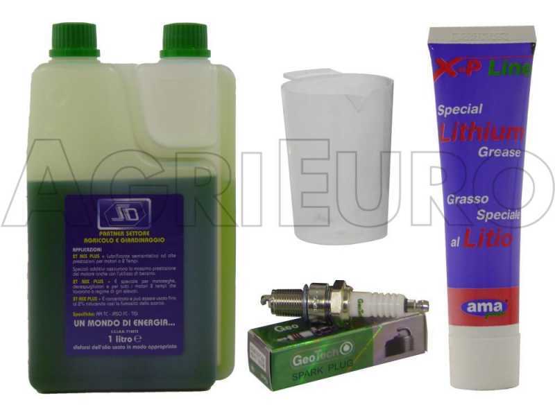 Kit utilizzo e manutenzione per attrezzature giardinaggio a miscela