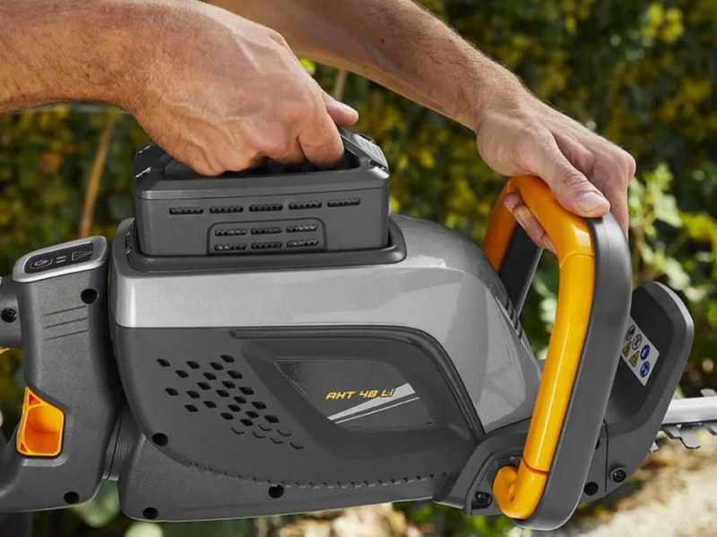 Alpina AHT 48 LI - Tagliasiepi elettrico a batteria litio 48V/2Ah - Lama da 58 cm 