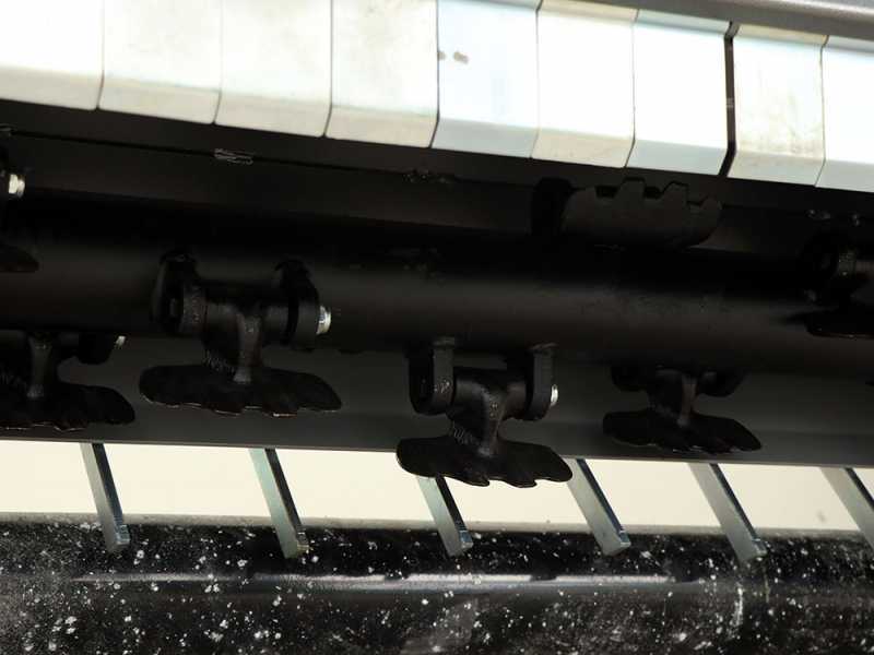 BlackStone BP-LA 180 Hydro - Trincia argini laterali per trattore - Serie medio-pesante