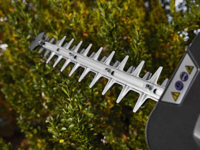 Stiga HT 525 - Tagliasiepi a scoppio con lama da 60 cm - 22,5 cc