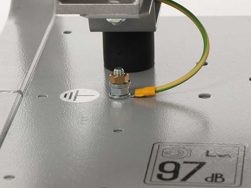 MOSA GE 8000 HBT - Generatore di corrente 6.4 KW trifase - Alternatore italiano - Motore Honda GX390
