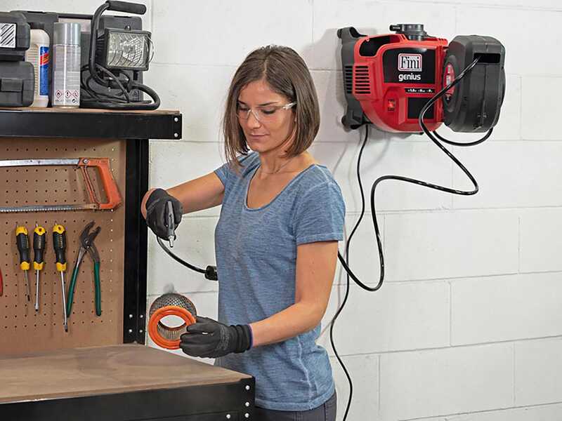 Fini Genius 230/50 - Compressore monofase a muro, oil-less - Motore 1.5 HP 