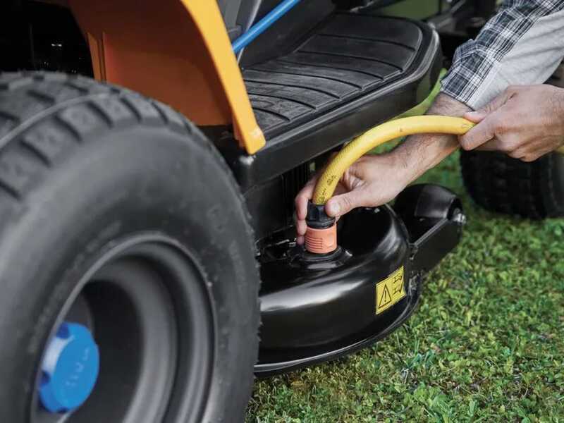 Stiga Estate 384e - Trattorino tagliaerba a batteria - Cesto di raccolta - Potenza 48V/30Ah
